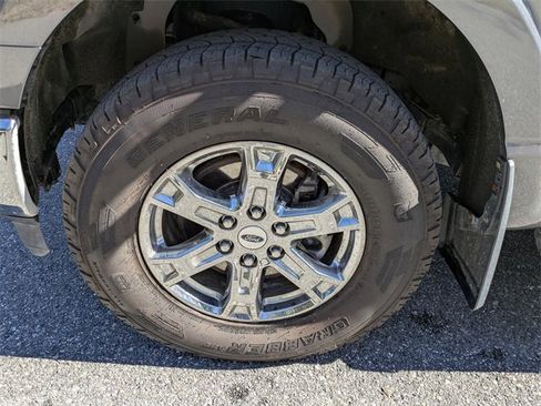 Certified 2022 Ford F150 XLT w/ XTR Package image 9