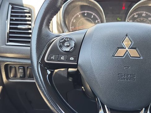Used 2025 Mitsubishi Outlander Sport SE AWD/4WD image 23