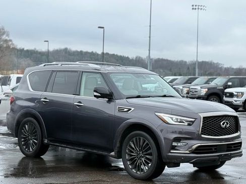 Used 2024 INFINITI QX80 Premium Select w/ Cargo Package image 39