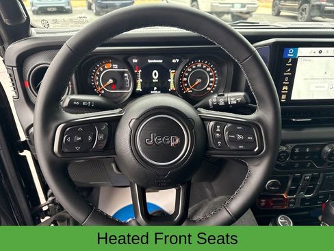 Used 2025 Jeep Wrangler Unlimited Rubicon w/ Convenience Group image 15