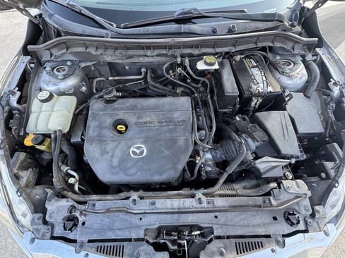 Used 2011 MAZDA MAZDA3 i Touring image 17