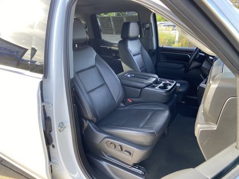 Used 2025 GMC Sierra 1500 SLT RWD image 24