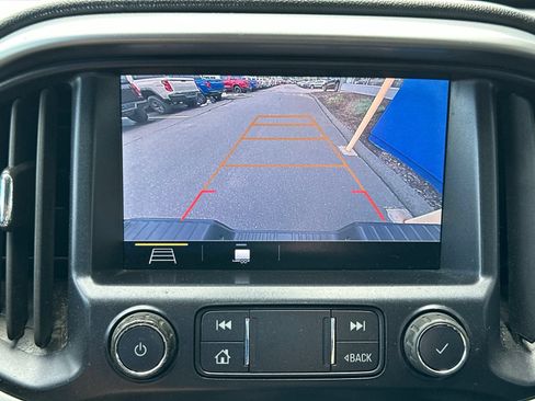 Used 2022 Chevrolet Colorado ZR2 AWD/4WD image 23