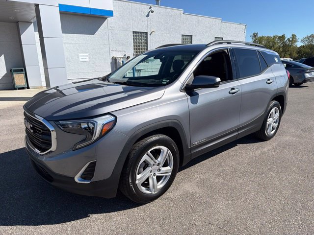 Used 2018 GMC Terrain SLE w/ Driver Convenience Package AWD/4WD image 1