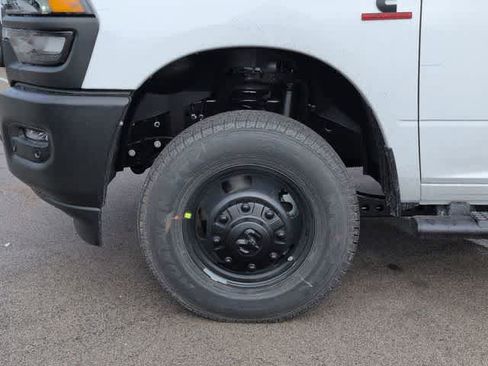 New 2026 RAM 3500 Tradesman image 14