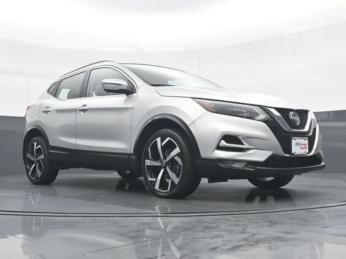 Used 2021 Nissan Rogue Sport SL w/ Premium Package AWD/4WD image 33