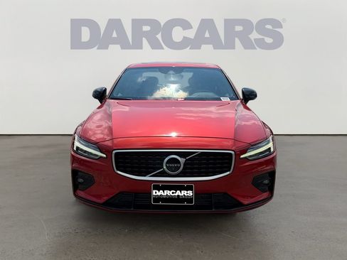 Used 2019 Volvo S60 T6 R-Design AWD/4WD image 2