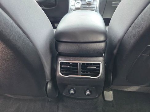 Used 2023 Hyundai Santa Fe SEL image 16