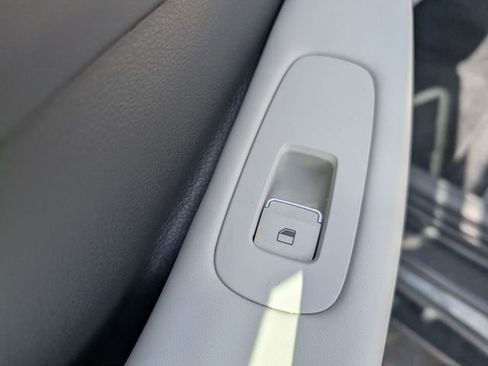 Used 2025 Hyundai Sonata SEL FWD image 11