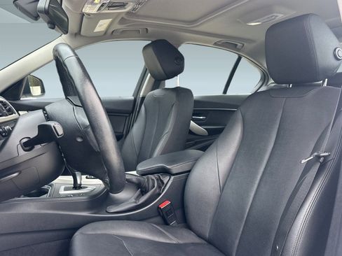 Used 2015 BMW 320i xDrive Sedan image 22