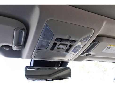 Used 2025 Toyota RAV4 Limited image 21