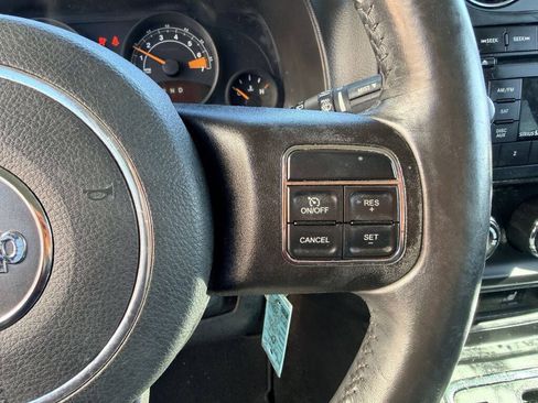 Used 2015 Jeep Patriot High Altitude AWD/4WD image 14