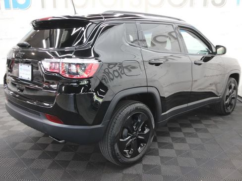 Used 2020 Jeep Compass Latitude AWD/4WD image 8