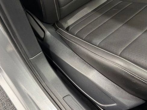 Used 2024 Volkswagen Jetta SE image 21