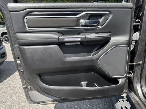 Used 2021 RAM 1500 Laramie AWD/4WD image 23