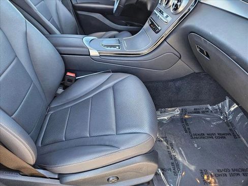 Used 2021 Mercedes-Benz GLC 300 GLC 300 image 19