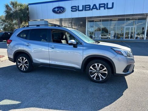 Used 2024 Subaru Forester Limited image 1