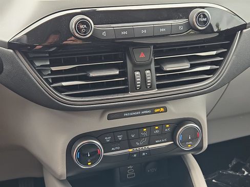Used 2024 Ford Escape Active FWD image 18