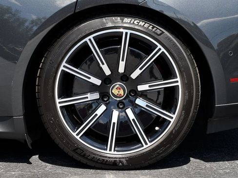 Used 2020 Porsche Taycan 4S AWD/4WD image 11