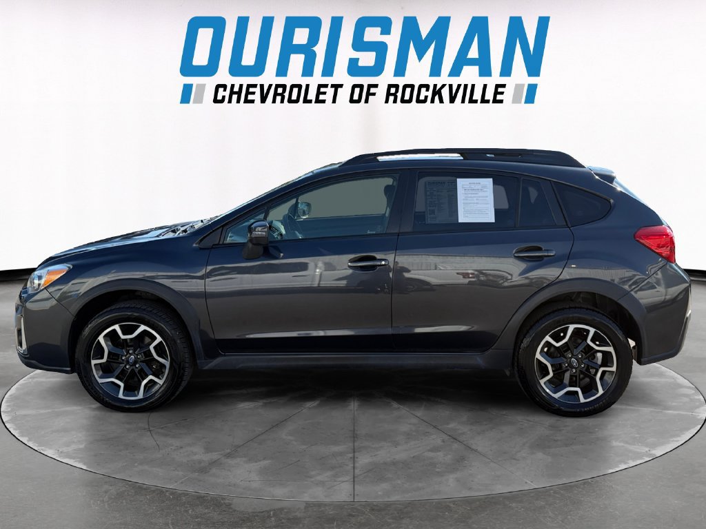 Used 2017 Subaru Crosstrek 2.0i Limited AWD/4WD image 3