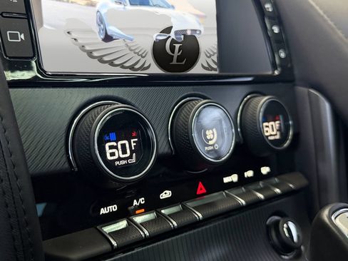Used 2018 Jaguar F-TYPE R-Dynamic RWD image 21