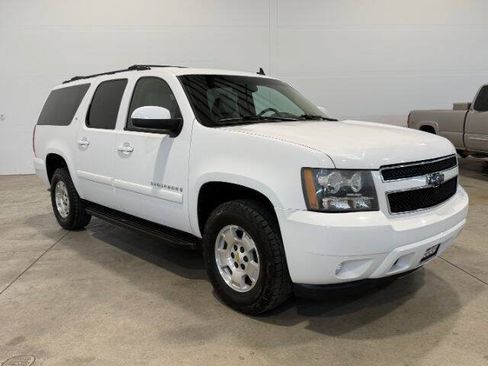 Used 2009 Chevrolet Suburban LT AWD/4WD image 5