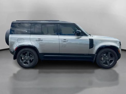 Used 2021 Land Rover Defender 110 X-Dynamic HSE AWD/4WD image 7