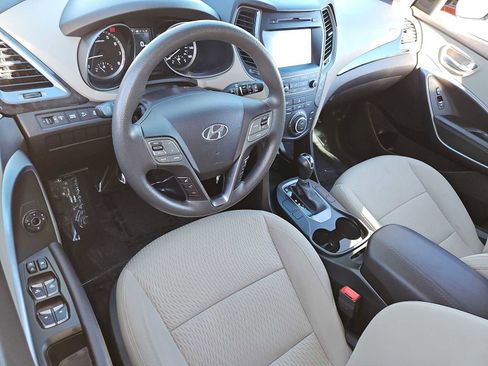 Used 2017 Hyundai Santa Fe Sport image 10