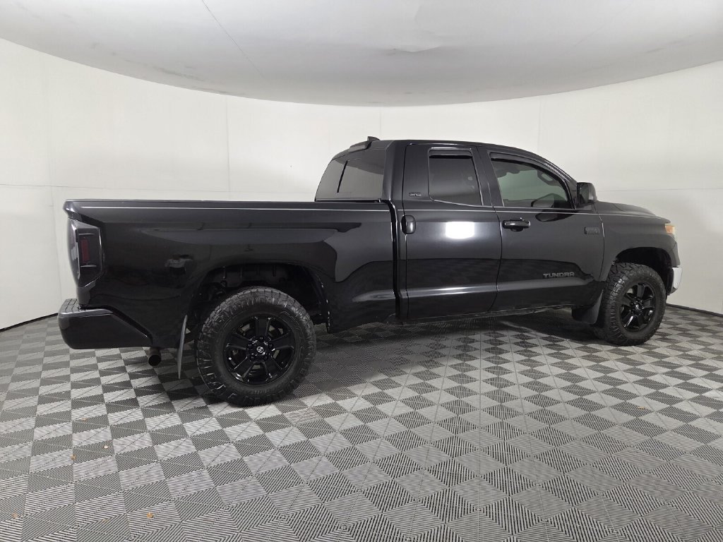 Used 2020 Toyota Tundra SR5 w/ SR5 Upgrade Package RWD image 4