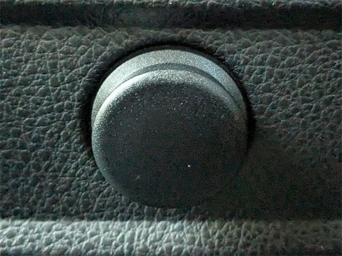 Used 2018 BMW M4 Coupe image 13