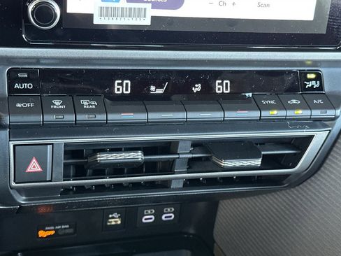 New 2026 Toyota Camry SE image 23