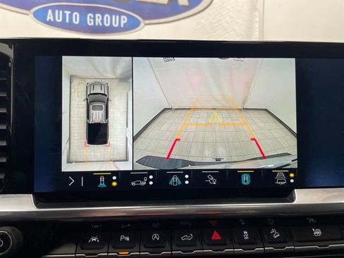 Certified 2022 Chevrolet Silverado 1500 LTZ w/ LTZ Premium Package image 5