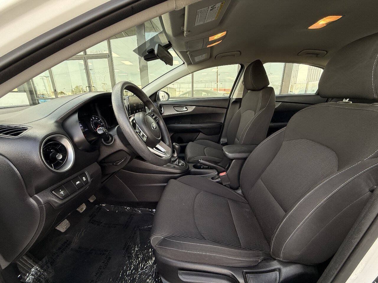 Used 2019 Kia Forte Sedan FWD image 10