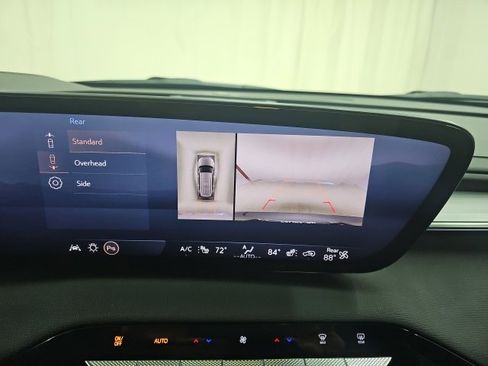 Used 2025 Buick Enclave Preferred image 6