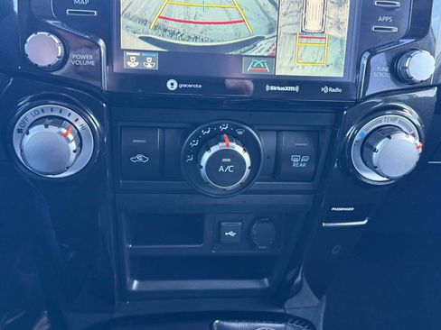 Certified 2024 Toyota 4Runner TRD Off-Road Premium image 27