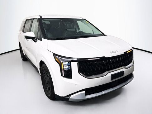New 2026 Kia Carnival image 3