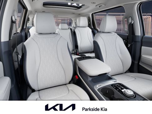 New 2026 Kia Carnival SX FWD image 15