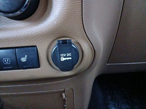 Used 2013 Jeep Wrangler Unlimited Sahara w/ Connectivity Group AWD/4WD image 6