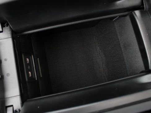 Used 2024 Mercedes-Benz C 300 4MATIC Sedan image 28