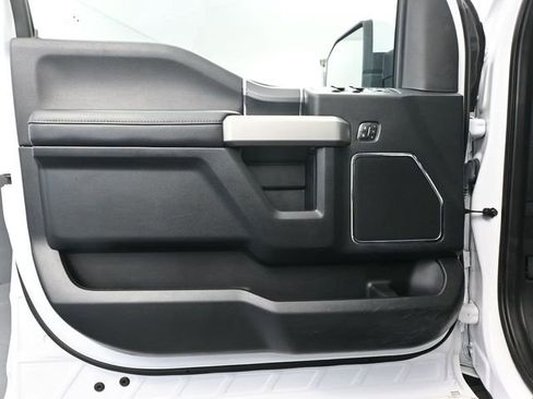 Used 2020 Ford F150 Lariat w/ Equipment Group 502A Luxury image 22