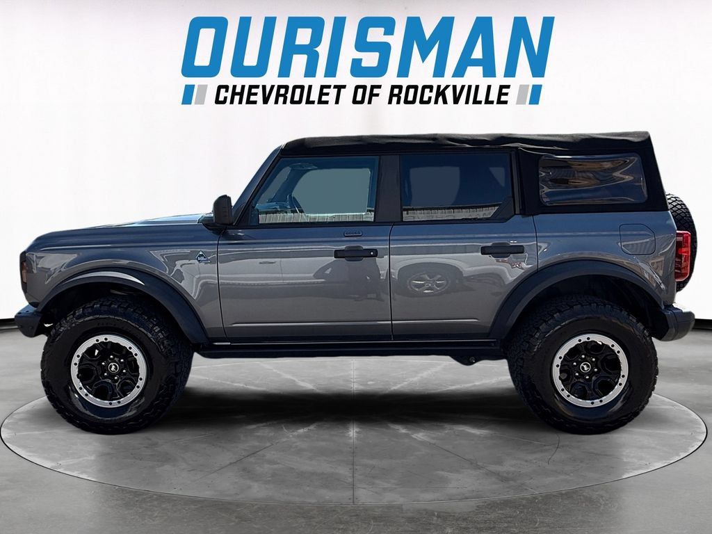 Used 2022 Ford Bronco Black Diamond w/ Sasquatch Package AWD/4WD image 3