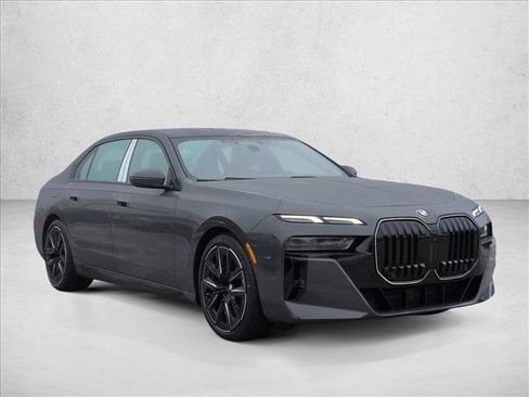 New 2026 BMW 740i xDrive image 7