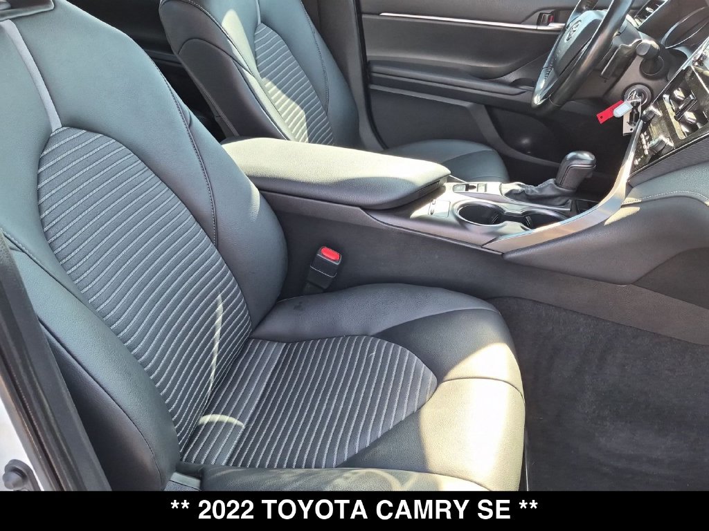 Used 2022 Toyota Camry SE AWD/4WD image 31