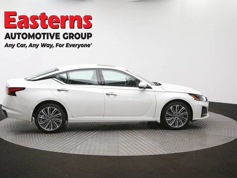 Used 2023 Nissan Altima 2.5 SL AWD/4WD image 45