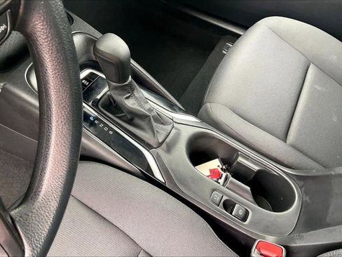 Used 2024 Toyota Corolla LE image 16