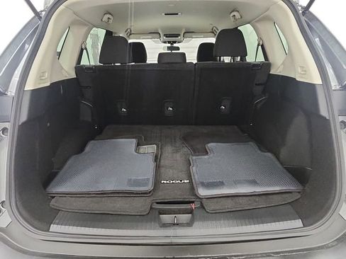 Used 2023 Nissan Rogue SV image 20