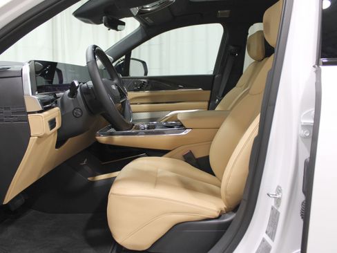 New 2025 Cadillac Escalade IQ Luxury 2 image 3