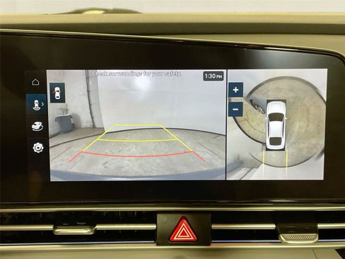 Used 2024 Hyundai Elantra Limited FWD image 6
