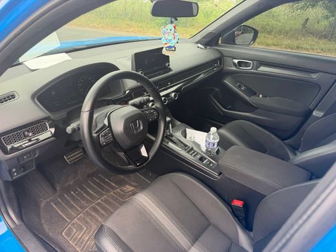 Used 2023 Honda Civic Sport image 10