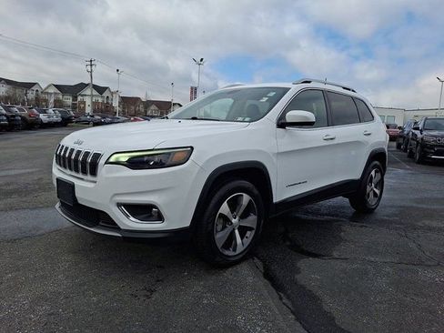 Used 2020 Jeep Cherokee Limited image 3